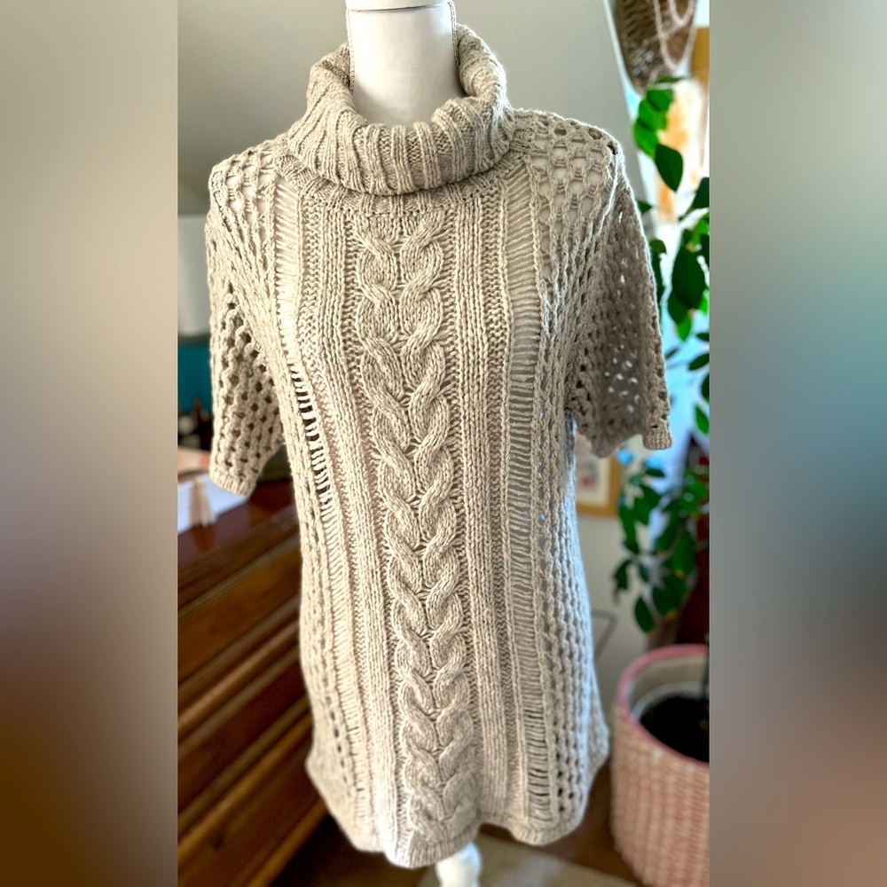 T Los Angeles loose weave sweater